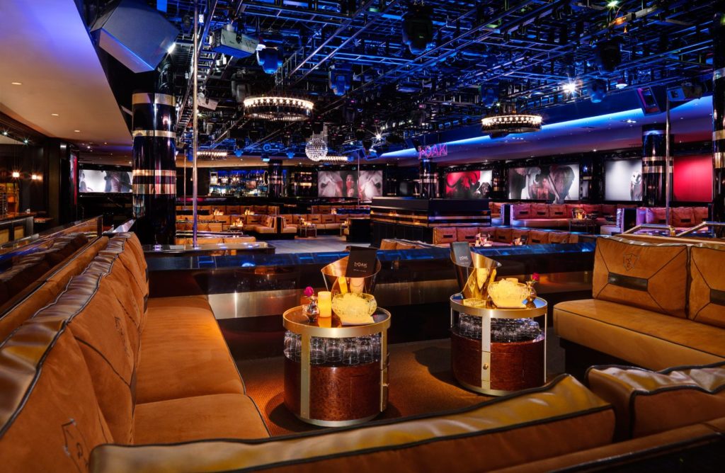 1Oak Las Vegas Upper Dance floor table